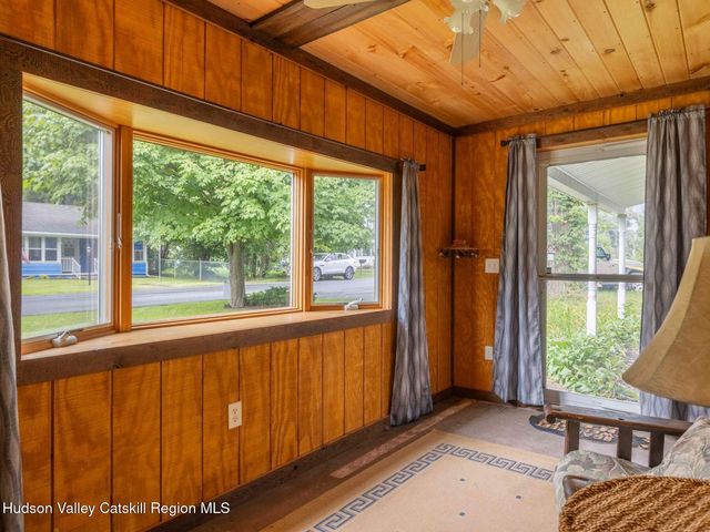 34 Tillson Road, Tillson, NY 12486