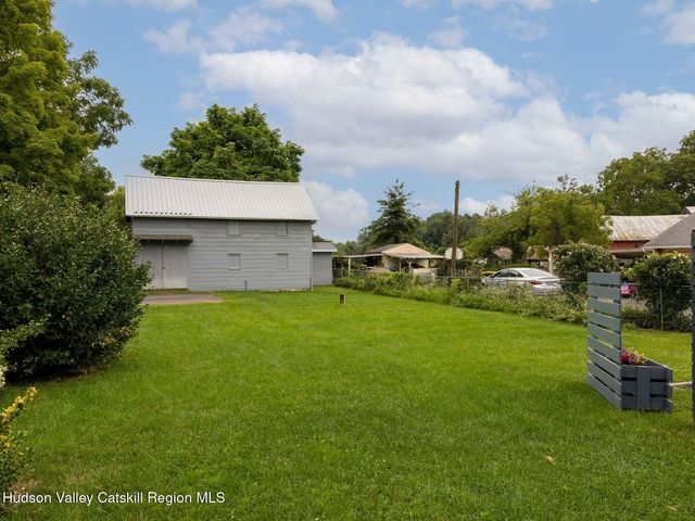 34 Tillson Road, Tillson, NY 12486