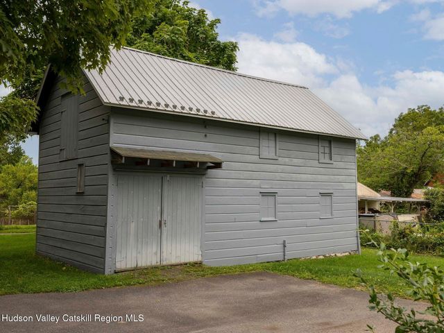 34 Tillson Road, Tillson, NY 12486