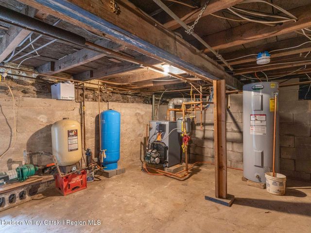 34 Tillson Road, Tillson, NY 12486