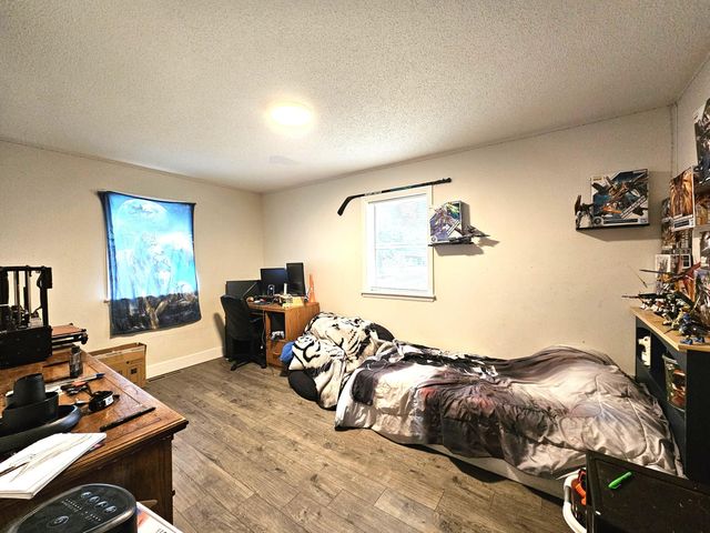 1967 S St Charles Avenue, Springfield, MO 65804