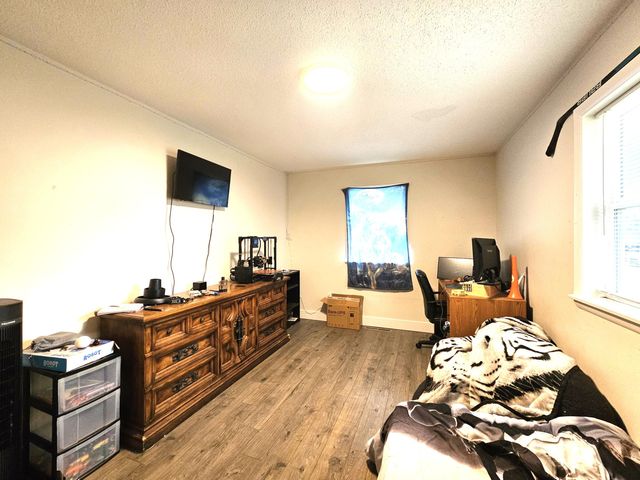 1967 S St Charles Avenue, Springfield, MO 65804