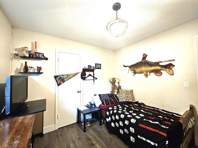 1967 S St Charles Avenue, Springfield, MO 65804