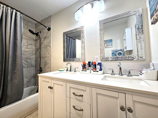 1967 S St Charles Avenue, Springfield, MO 65804