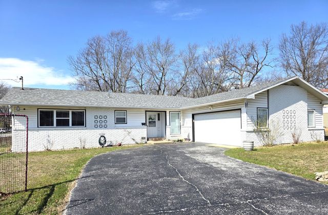 1967 S St Charles Avenue, Springfield, MO 65804