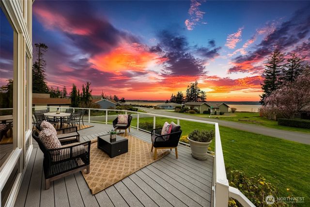 3425 Rose Lane, Camano Island, WA 98282