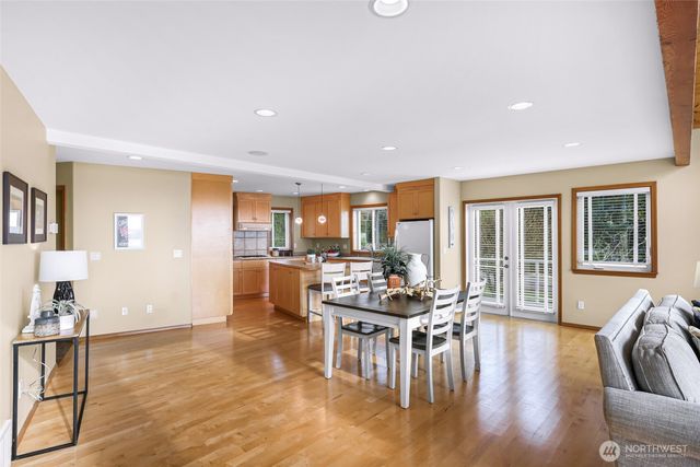 3425 Rose Lane, Camano Island, WA 98282