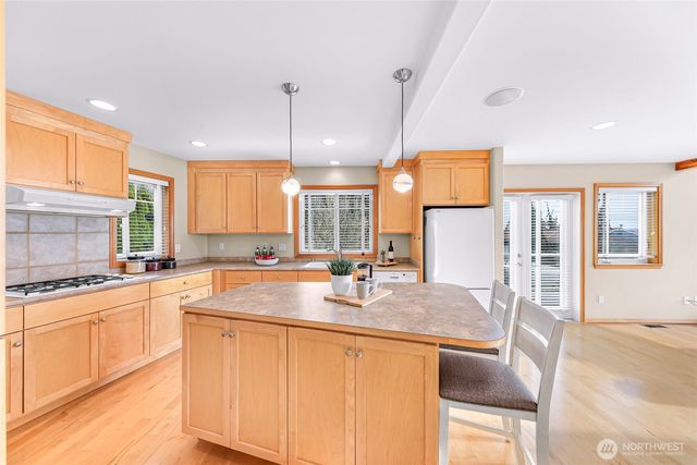 3425 Rose Lane, Camano Island, WA 98282