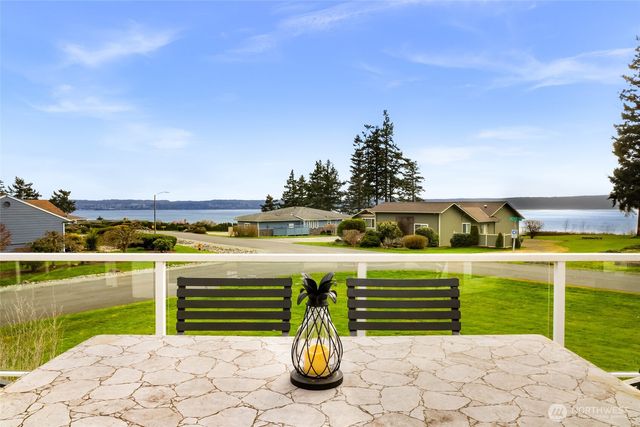 3425 Rose Lane, Camano Island, WA 98282
