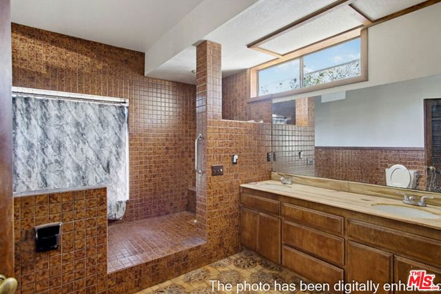 3709 Buena Creek Road, Vista, CA 92084