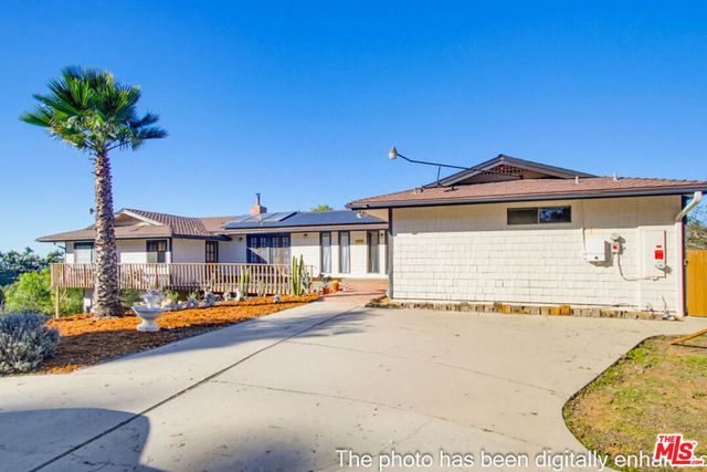 3709 Buena Creek Road, Vista, CA 92084