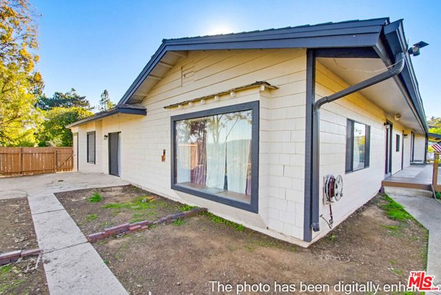 3709 Buena Creek Road, Vista, CA 92084