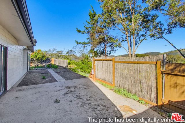 3709 Buena Creek Road, Vista, CA 92084