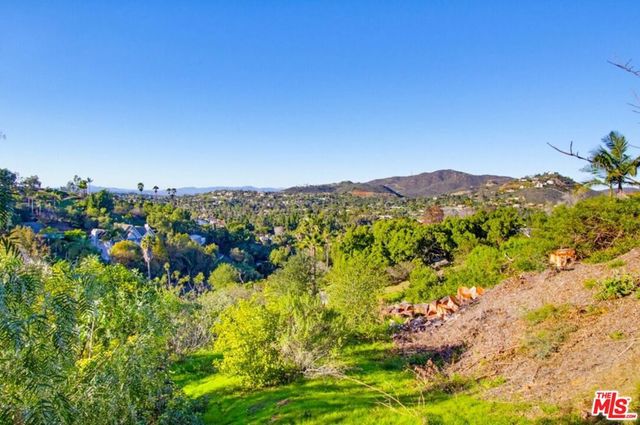 3709 Buena Creek Road, Vista, CA 92084