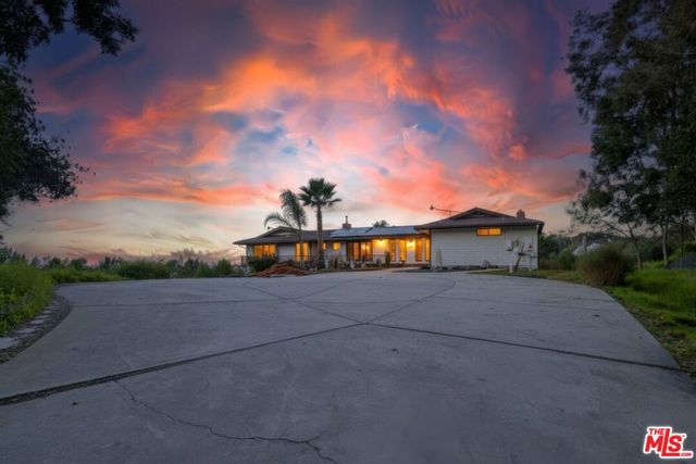 3709 Buena Creek Road, Vista, CA 92084