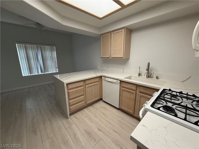 8420 White Eagle Avenue 104, Las Vegas, NV 89145