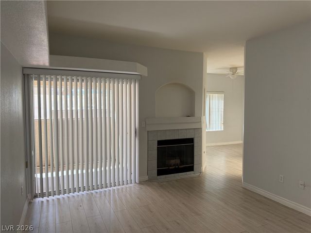 8420 White Eagle Avenue 104, Las Vegas, NV 89145