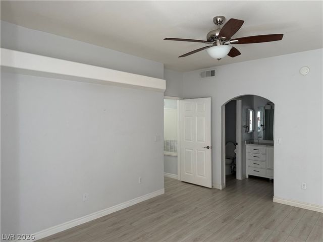 8420 White Eagle Avenue 104, Las Vegas, NV 89145