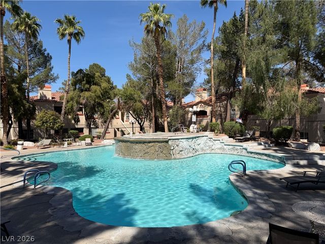 8420 White Eagle Avenue 104, Las Vegas, NV 89145