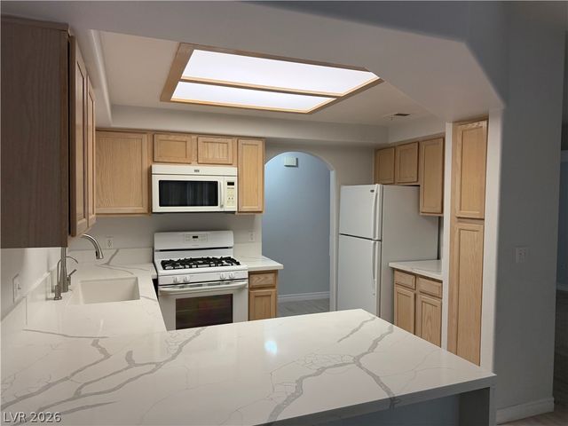 8420 White Eagle Avenue 104, Las Vegas, NV 89145