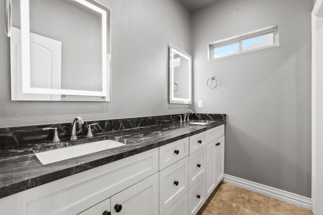 3832 Fawn Meadow Trail, Denison, TX 75020
