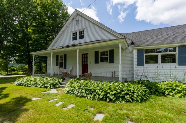 621 Bradford Road, Newport, NH 03773