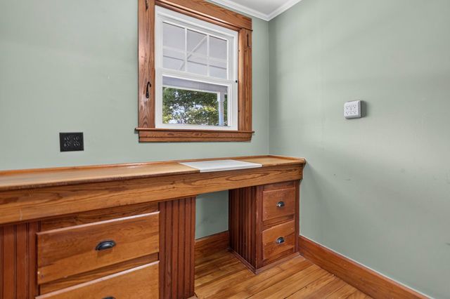 621 Bradford Road, Newport, NH 03773
