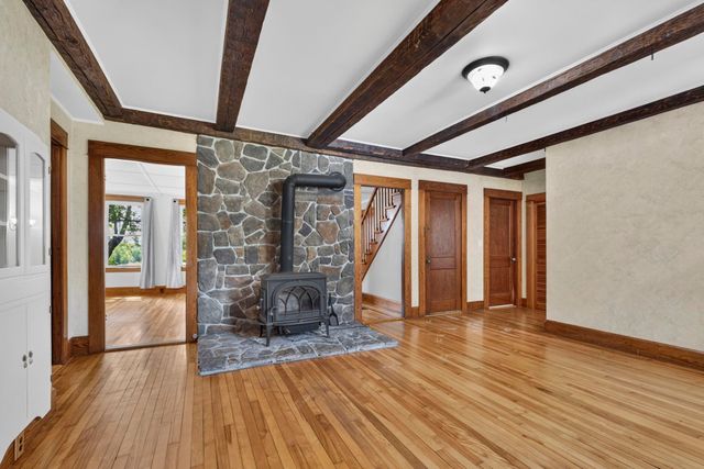 621 Bradford Road, Newport, NH 03773
