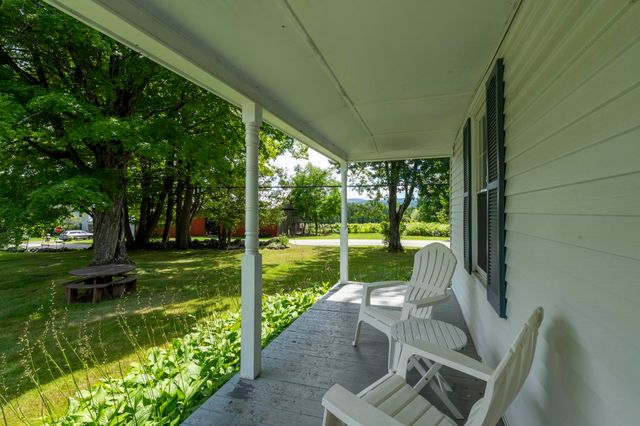 621 Bradford Road, Newport, NH 03773