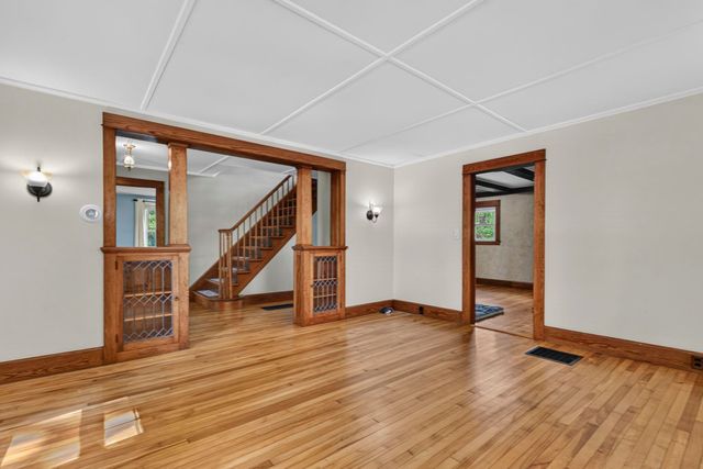 621 Bradford Road, Newport, NH 03773