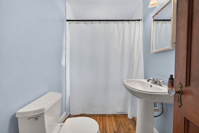 621 Bradford Road, Newport, NH 03773