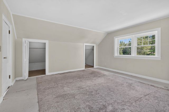621 Bradford Road, Newport, NH 03773