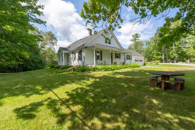 621 Bradford Road, Newport, NH 03773
