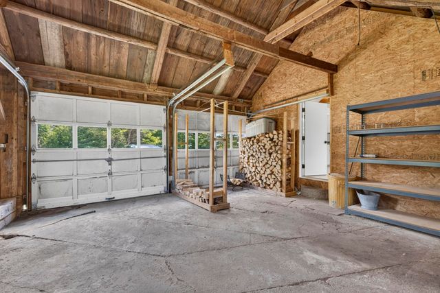 621 Bradford Road, Newport, NH 03773
