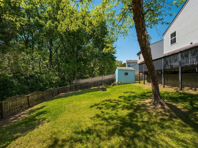 2001 Queens Meadow Lane, Grove City, OH 43123