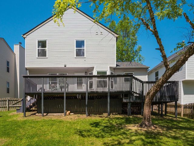 2001 Queens Meadow Lane, Grove City, OH 43123