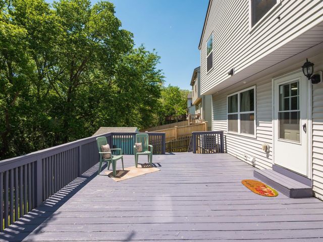 2001 Queens Meadow Lane, Grove City, OH 43123