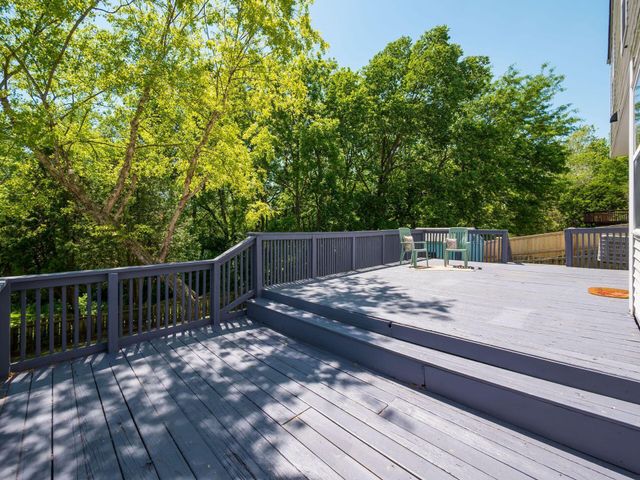 2001 Queens Meadow Lane, Grove City, OH 43123