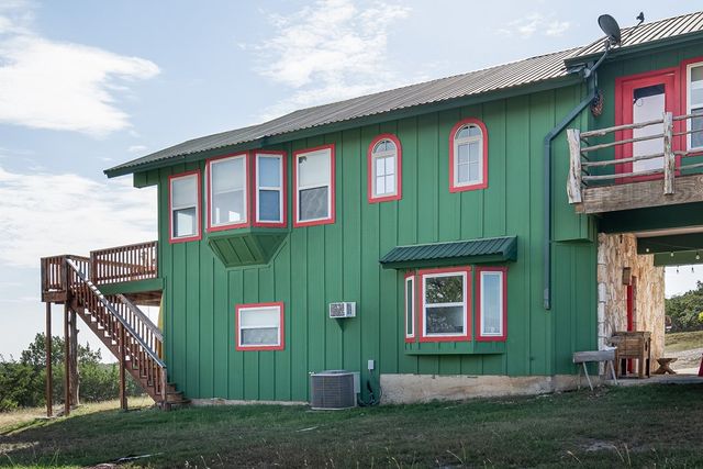290 SW Japonica Road, Hunt, TX 78024