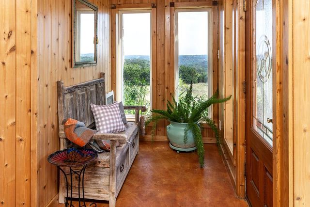 290 SW Japonica Road, Hunt, TX 78024