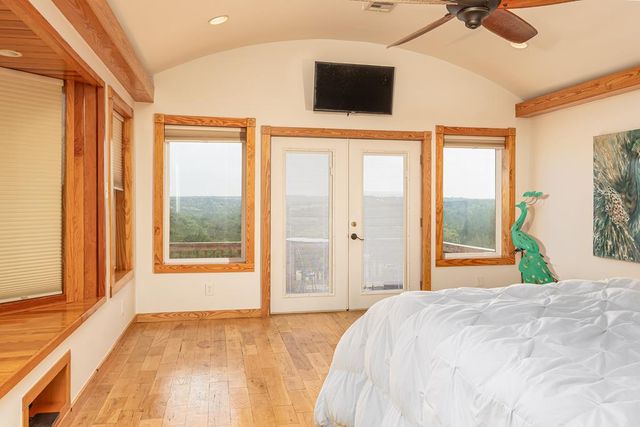 290 SW Japonica Road, Hunt, TX 78024
