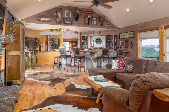 290 SW Japonica Road, Hunt, TX 78024