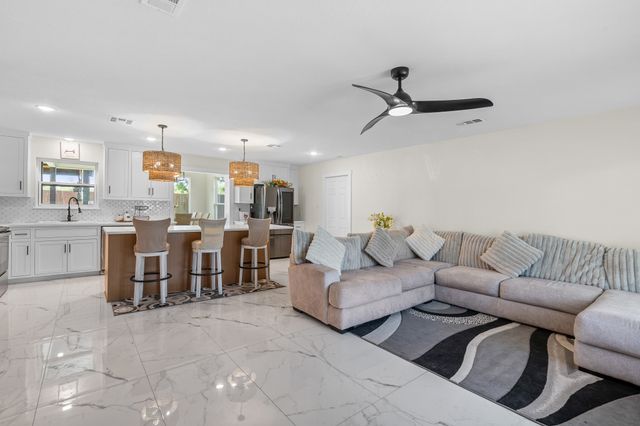 318 Franklin Road, Eddy, TX 76524