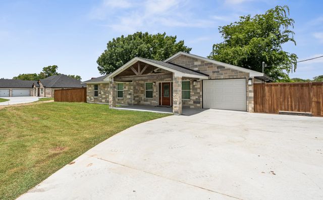 318 Franklin Road, Eddy, TX 76524