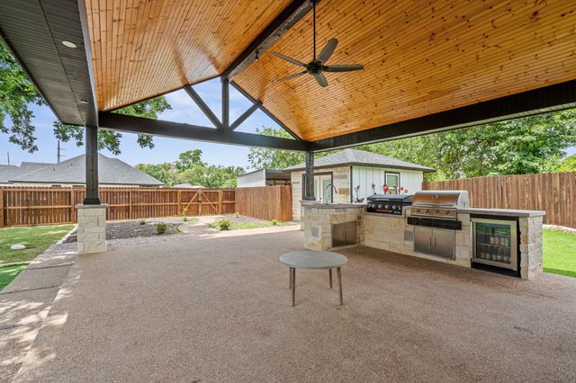 318 Franklin Road, Eddy, TX 76524