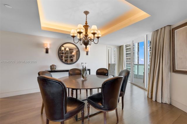 20155 NE 38th Court 904, Aventura, FL 33180