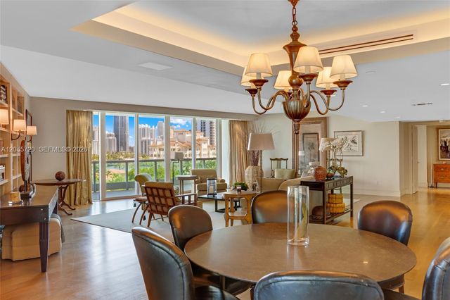 20155 NE 38th Court 904, Aventura, FL 33180