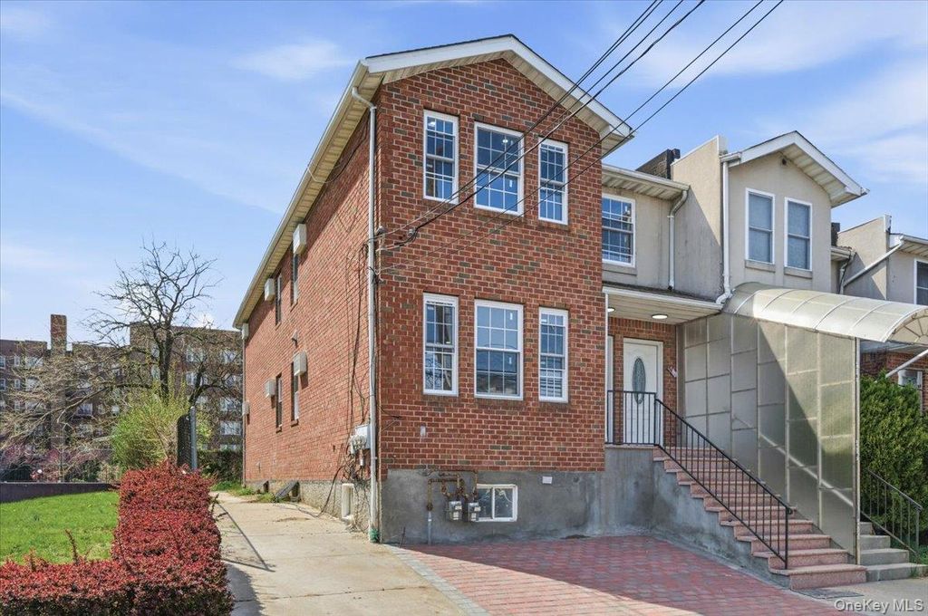 8434 169th Street, Jamaica, NY 11432