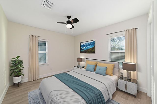 714 E 43rd Street, Houston, TX 77022