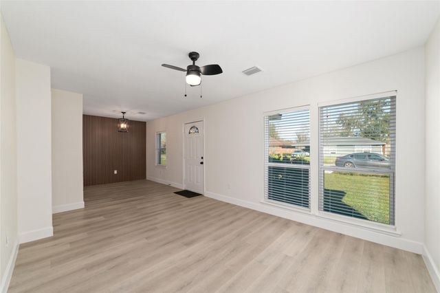 714 E 43rd Street, Houston, TX 77022